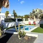 Beachfront - La Casa Del Mar