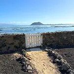 Beachfront - La Casa Del Mar Κοραλέχο