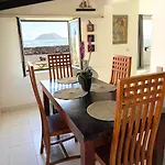 Beachfront - La Casa Del Mar Βίλα