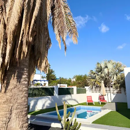 Villa Beachfront - La Casa Del Mar *